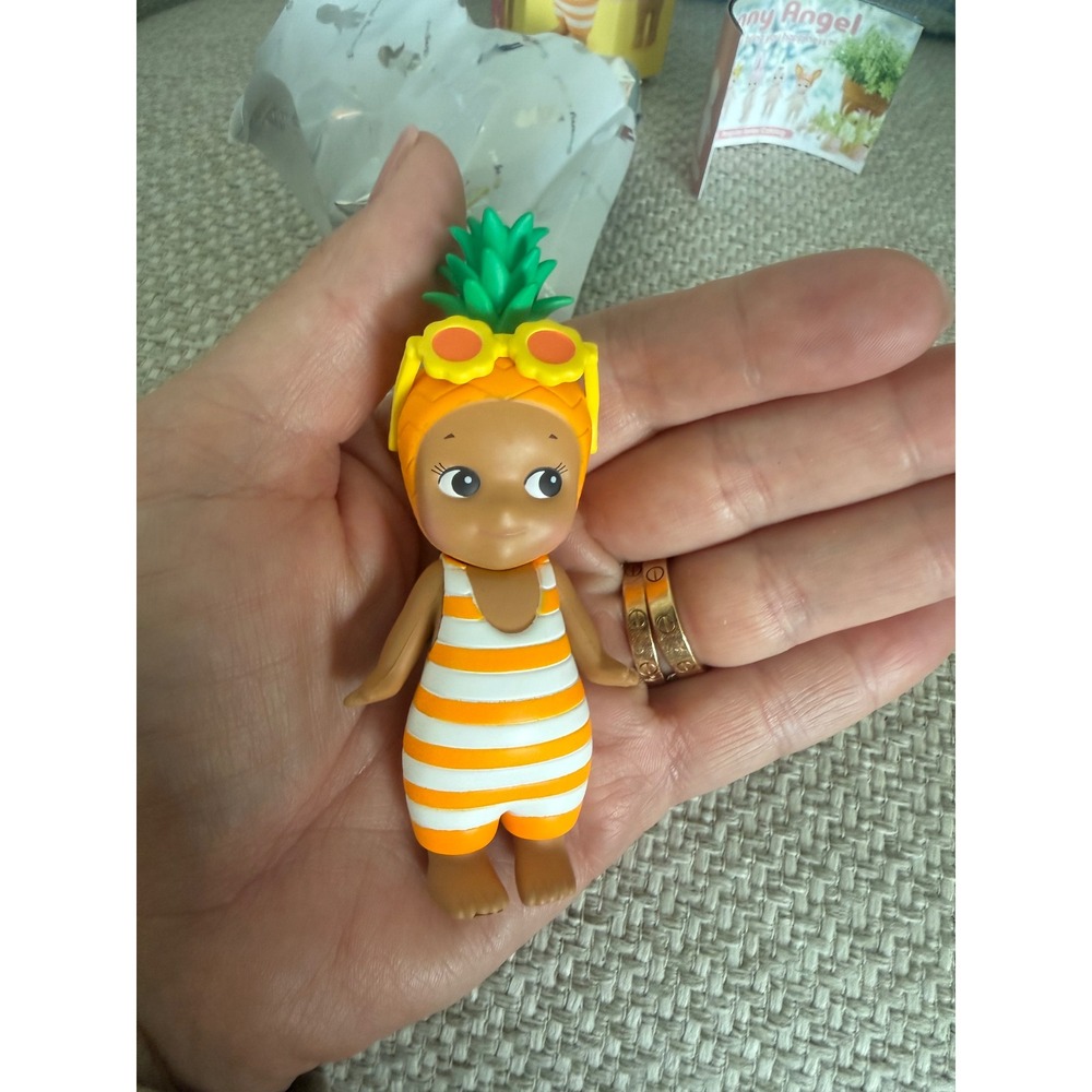Sonny Angel Summer Vacation Pineapple